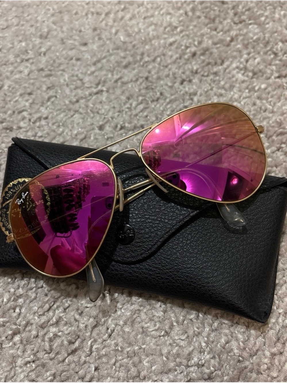 Ray-Ban Gold Frame Aviators with Pink Mirrored Lenses